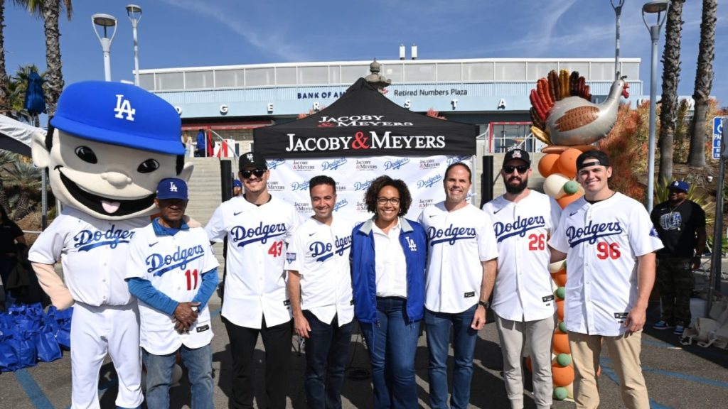 Jacoby & Meyers Teams Up With the Los Angeles Dodgers to Provide Thanksgiving Meals to 2,000 Families in Need